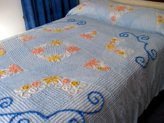 Vintage chenille bedspread full size by LookBackVintage on Etsy