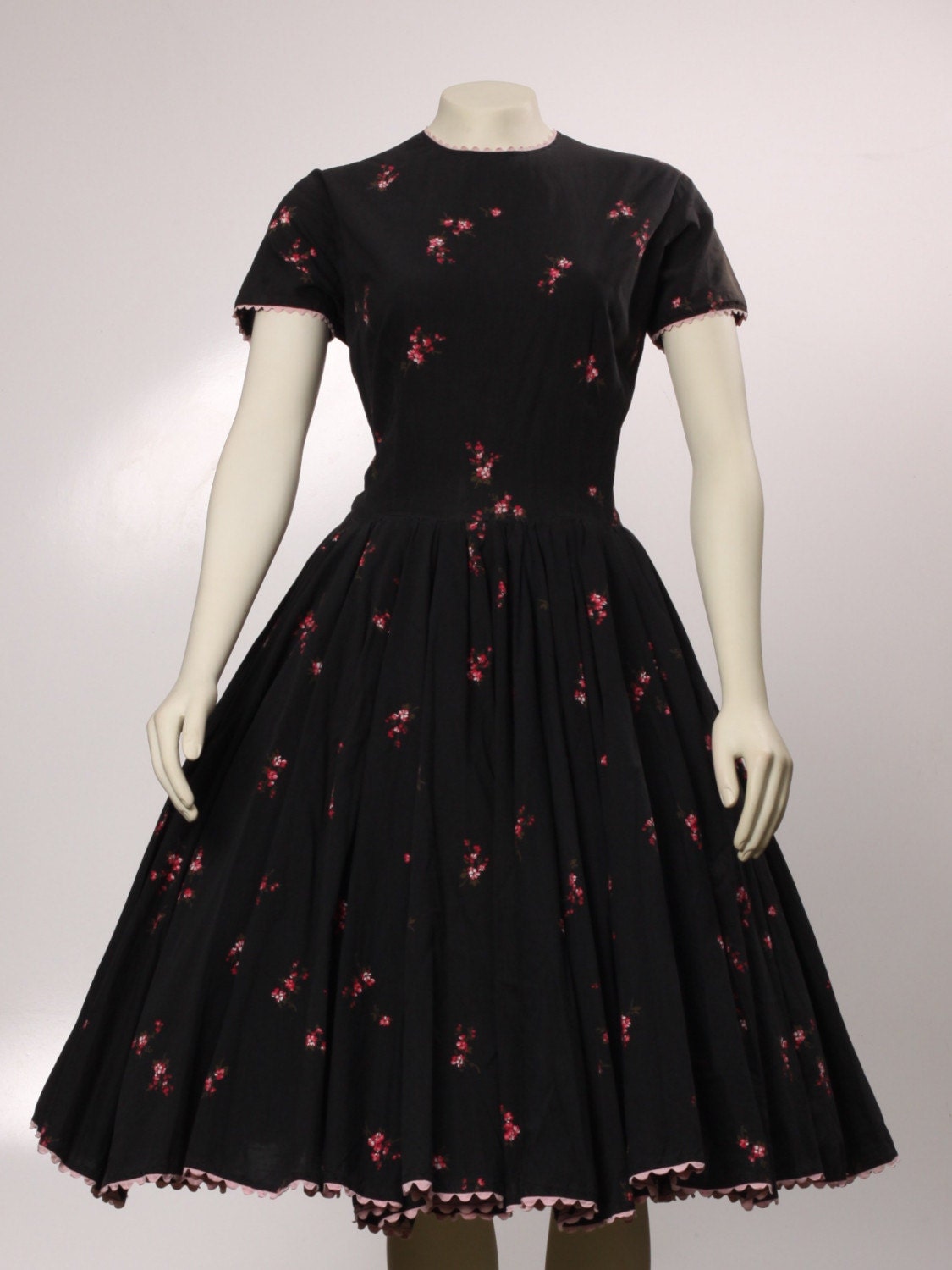 1950s AUTHENTIC VINTAGE Black Full Skirt Dress Full Skirt with