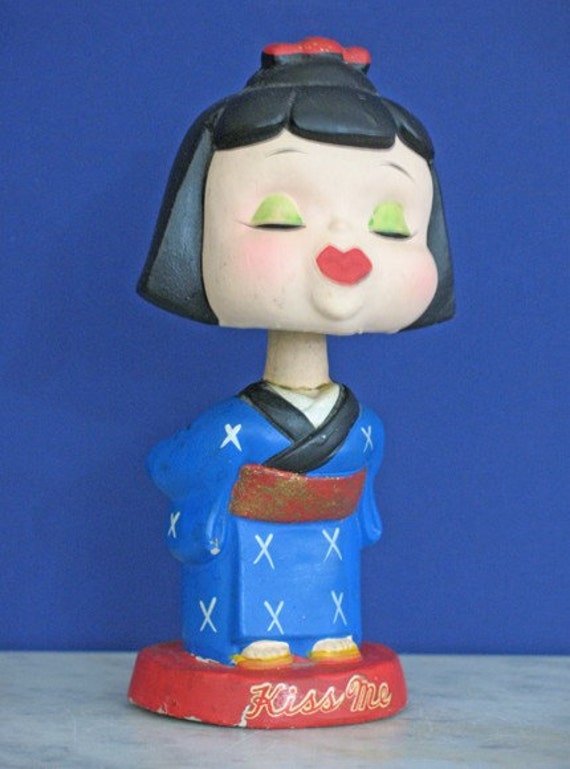 Vintage Bobblehead Asian Girl Kiss Me