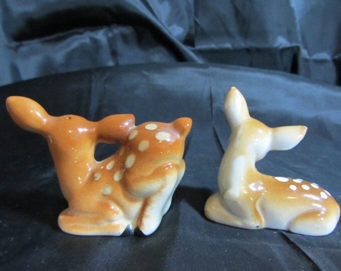 Made in Japan Fawn Salt and Pepper Shakers, Deer Shaker Set, Salt and Pepper Bambi Set, Fawn and Doe Shaker Set, Animal Salt and Pepper Set