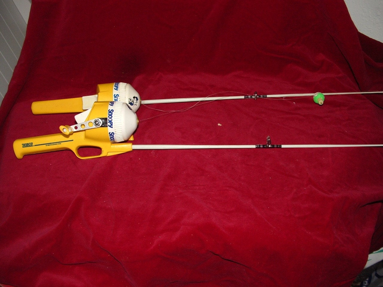 2 Vintage Zebco Snoopy Collectors Fishing Poles for Children