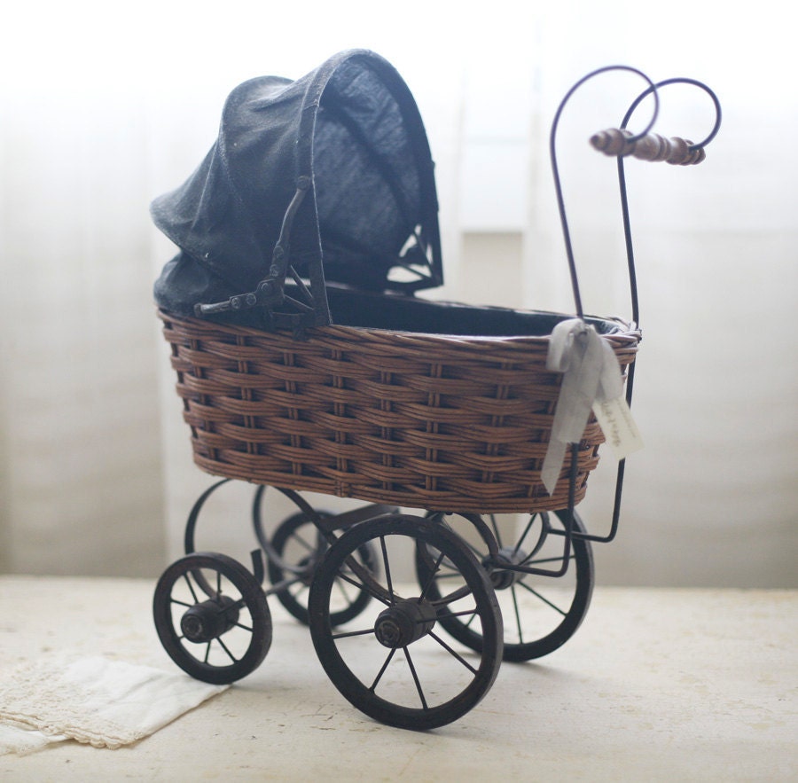old fashioned baby buggy