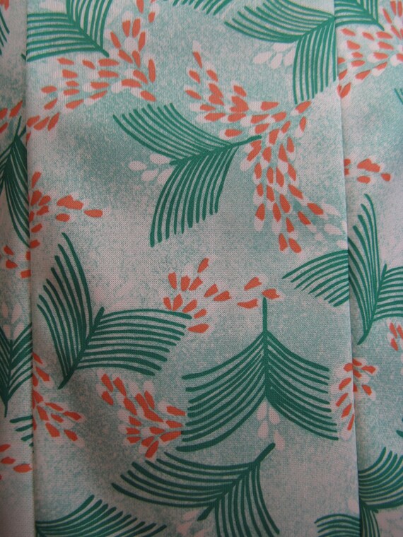 lily of the valley dress. 1960's mint floral print day