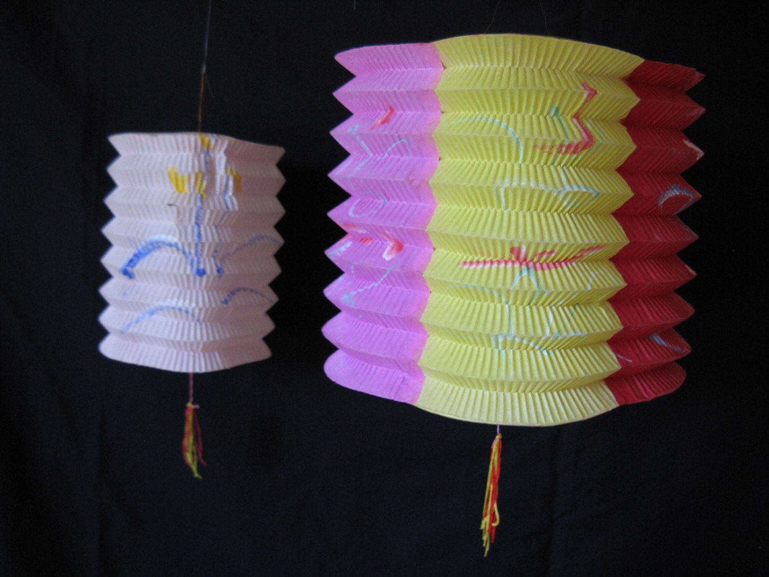 vintage chinese paper lantern. set of four accordion bright