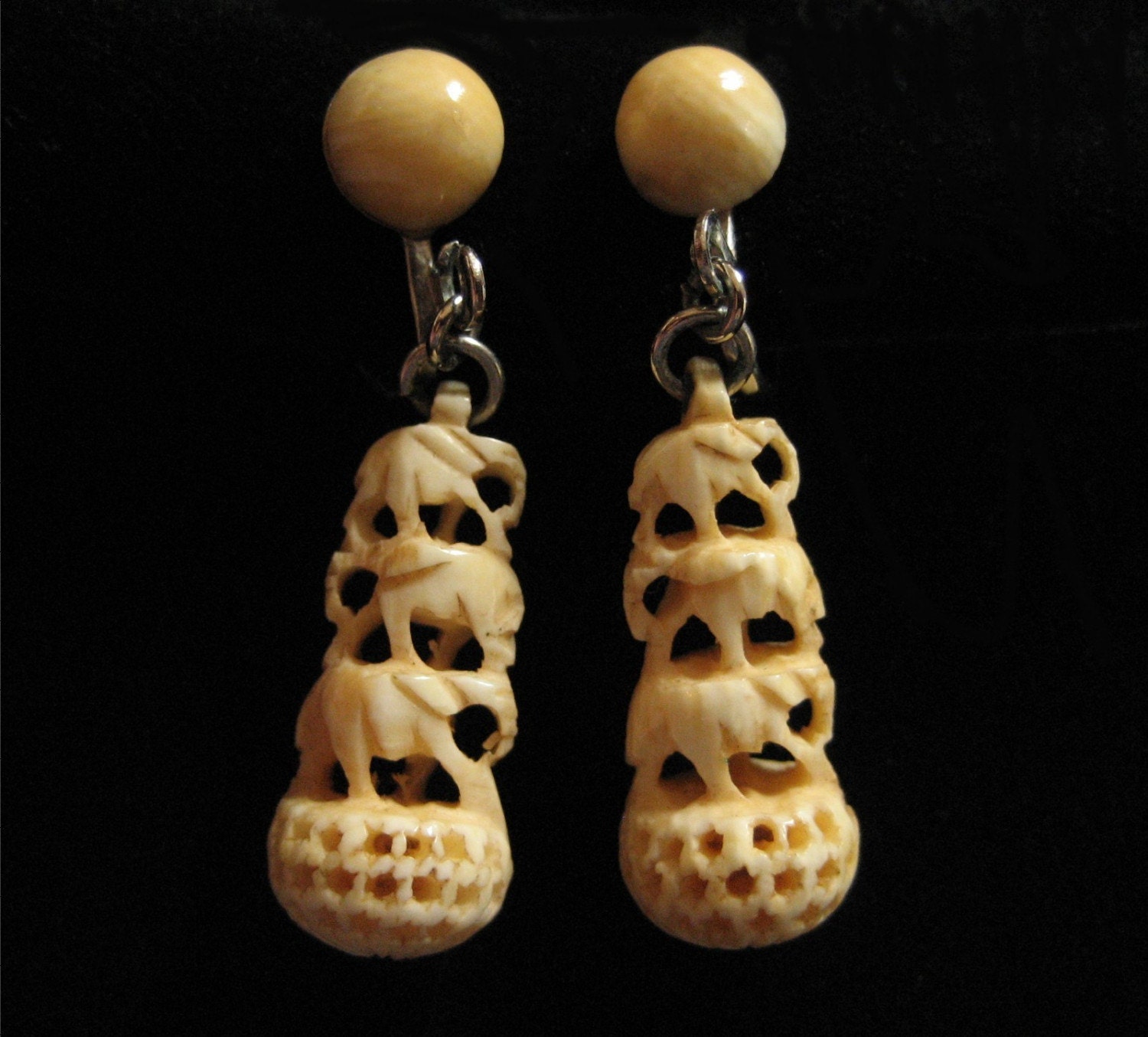 Antique Genuine Ivory Carved Elephant Earrings Screw Backs