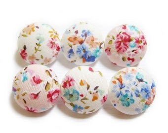 Sewing Buttons / Fabric Buttons - 6 Medium Fabric Buttons Set - Watercolor Blooms