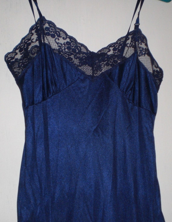 Vintage lingerie slip. Cobalt / Navy blue color. Beautiful