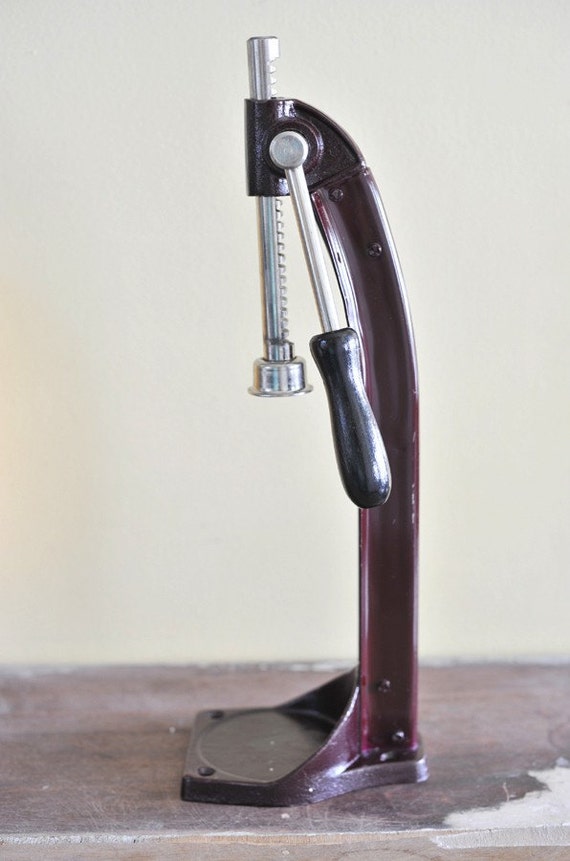 Vintage Everedy Bottle Capper
