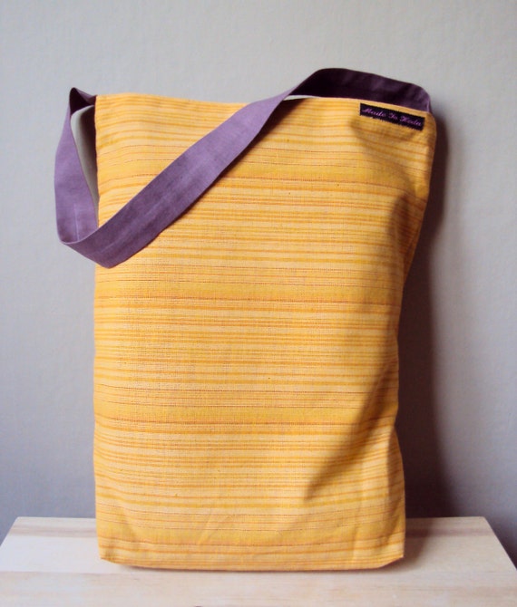 Bag made from Vintage Cotton Fabric by MadeInHeda on Etsy