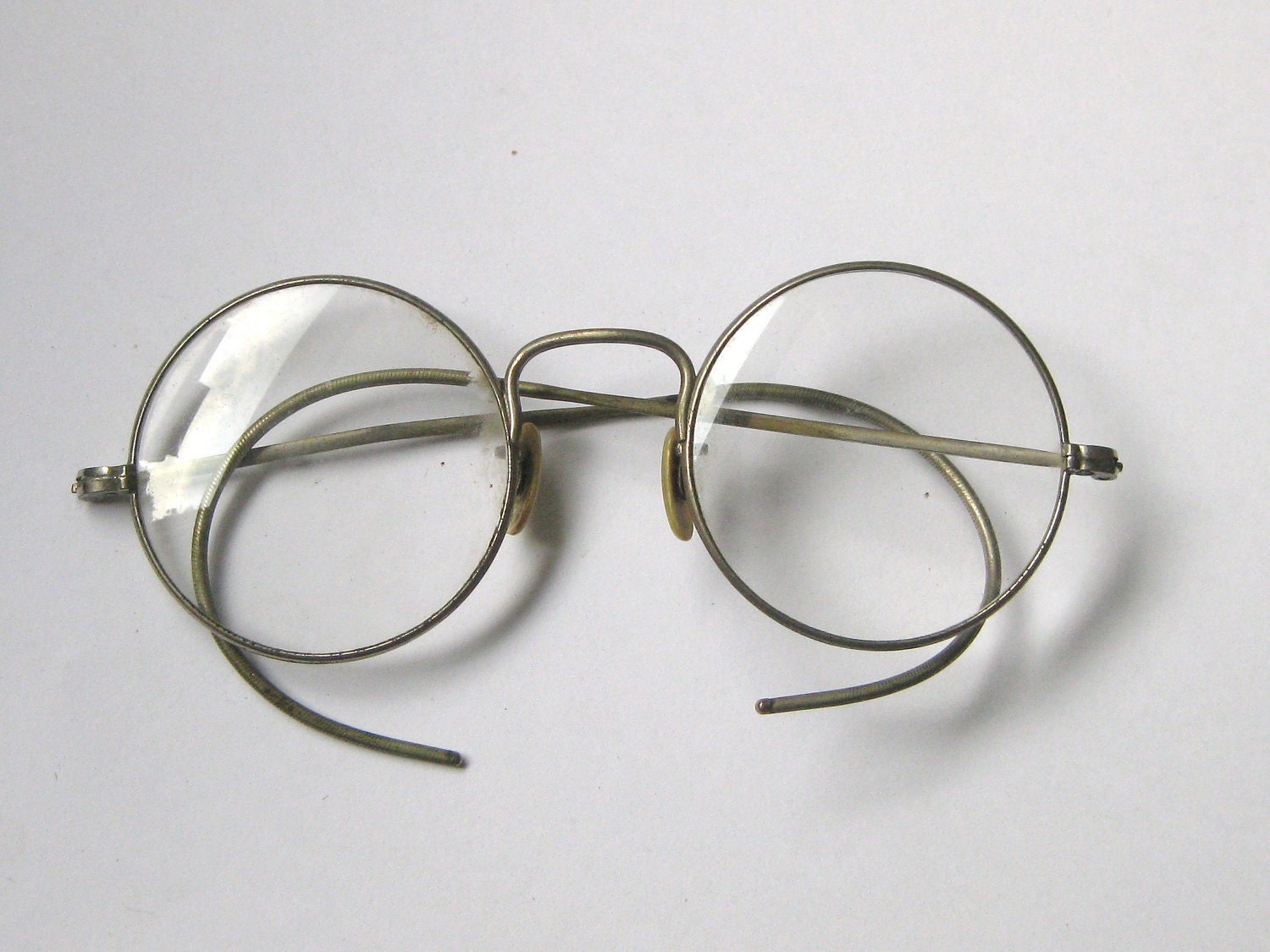 Round Vintage Glasses - Sexy Moives