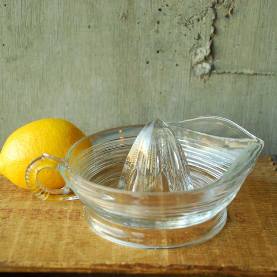 Vintage Glass Juicer Citrus Reamer