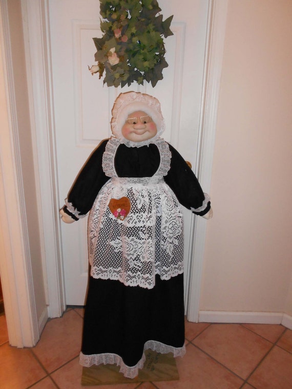 Vacuum Cleaner Cover Soft Sculptured Grandma Maid/Nanny