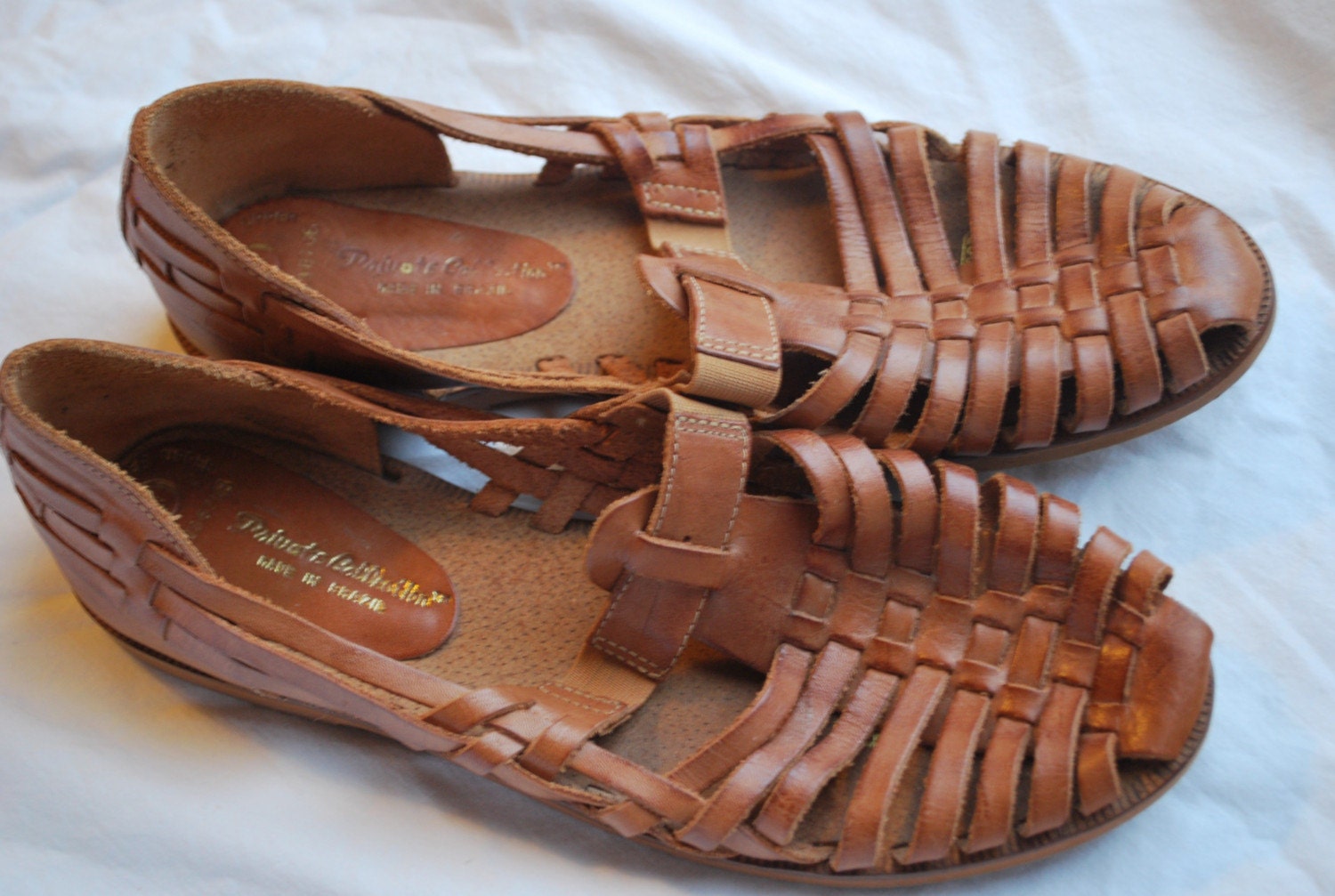 Vintage brown leather huarache sandals 8 with elastic detail