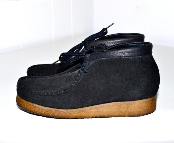 wallabee shoes 90s