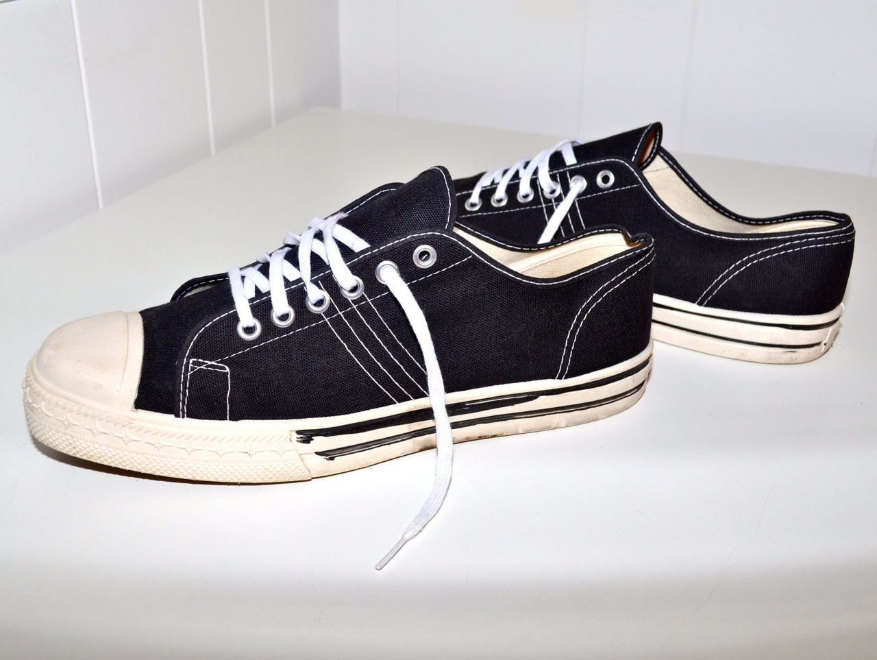 MATT ANDREWS 1960s 1970s Black Canvas SNEAKERS Shoes Tennis