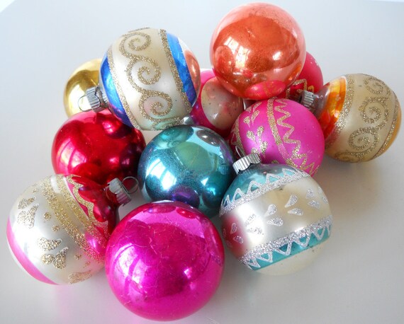vintage shiny brite glass christmas tree ornaments set of vintage shiny brite glass christmas tree ornaments set of