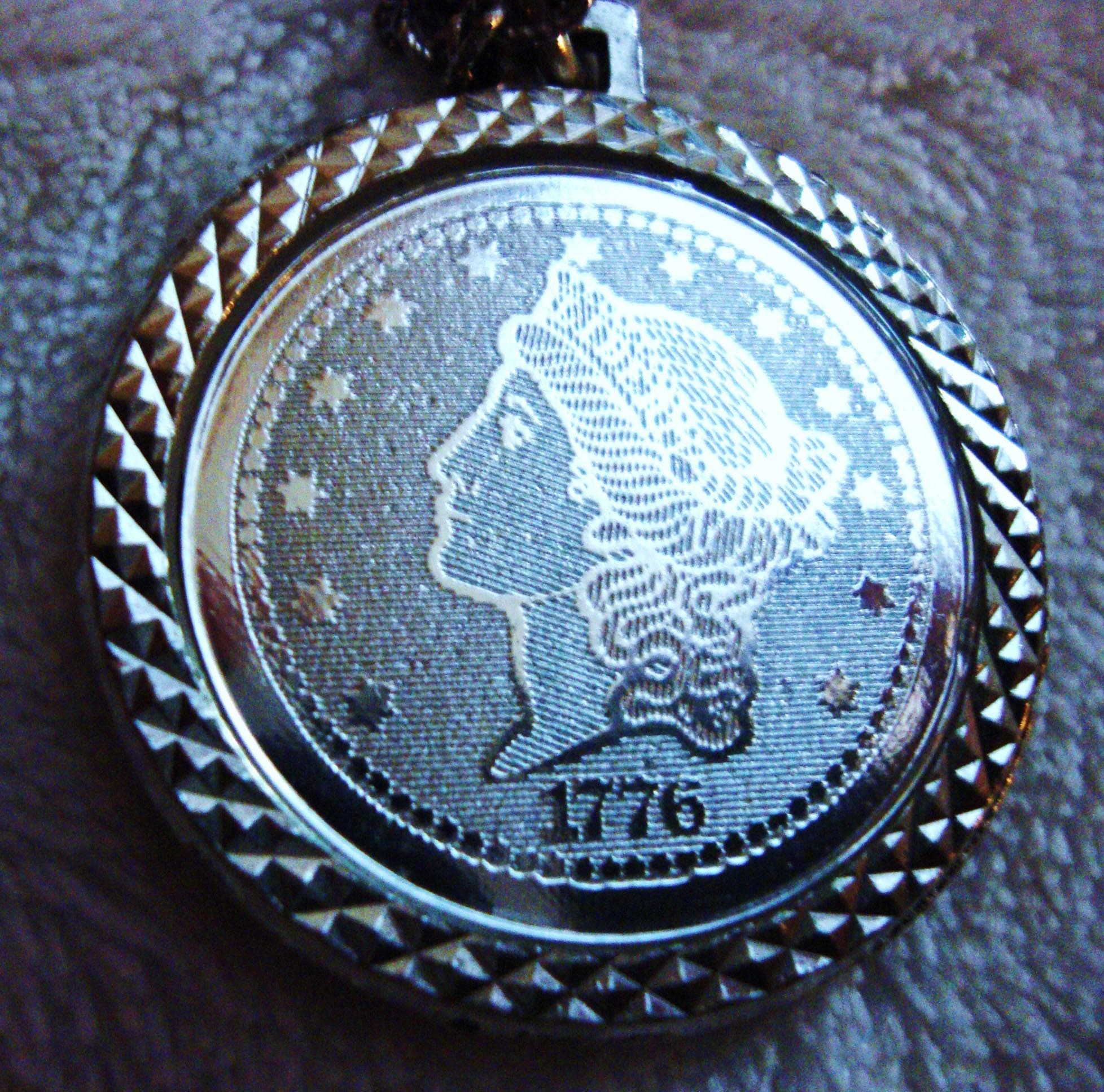 70s 20 dollar coin necklace silver