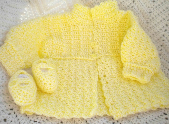 Newborn Girl's Yellow Crocheted Sweater & Maryjanes 0 3