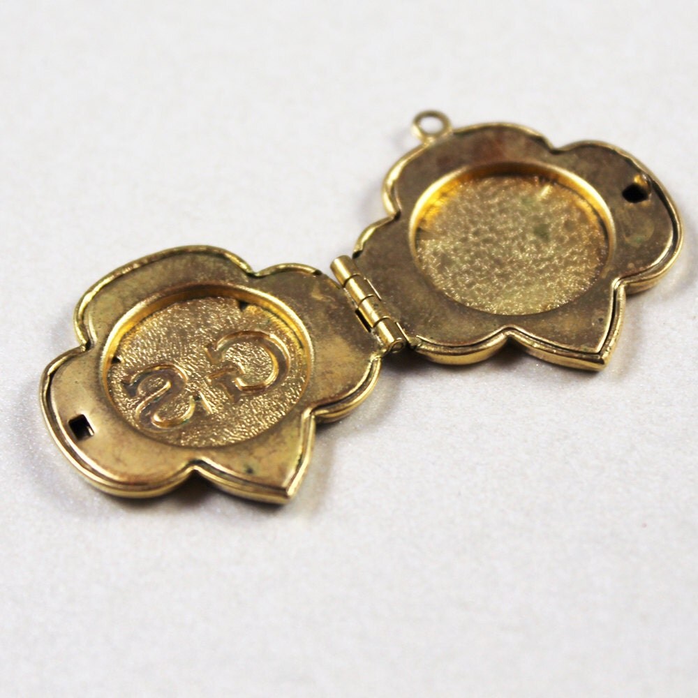 Vintage Gold Girl Scout Pendant