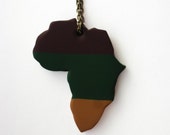 Tricolor Africa necklace