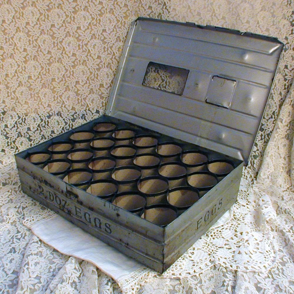 Metal FARM EGG CRATE Antique Farm Postal Shipping Box
