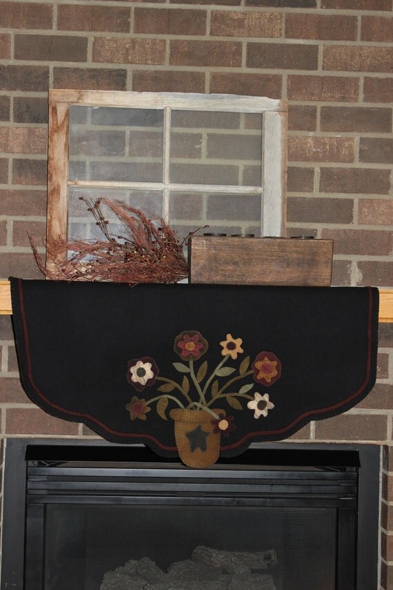 Primitive Pot of Posies wool Mantel Scarf by ThePrimitivePear