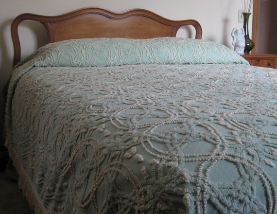 Vintage Chenille Bedspread-Light Robins Egg Blue and Off-White