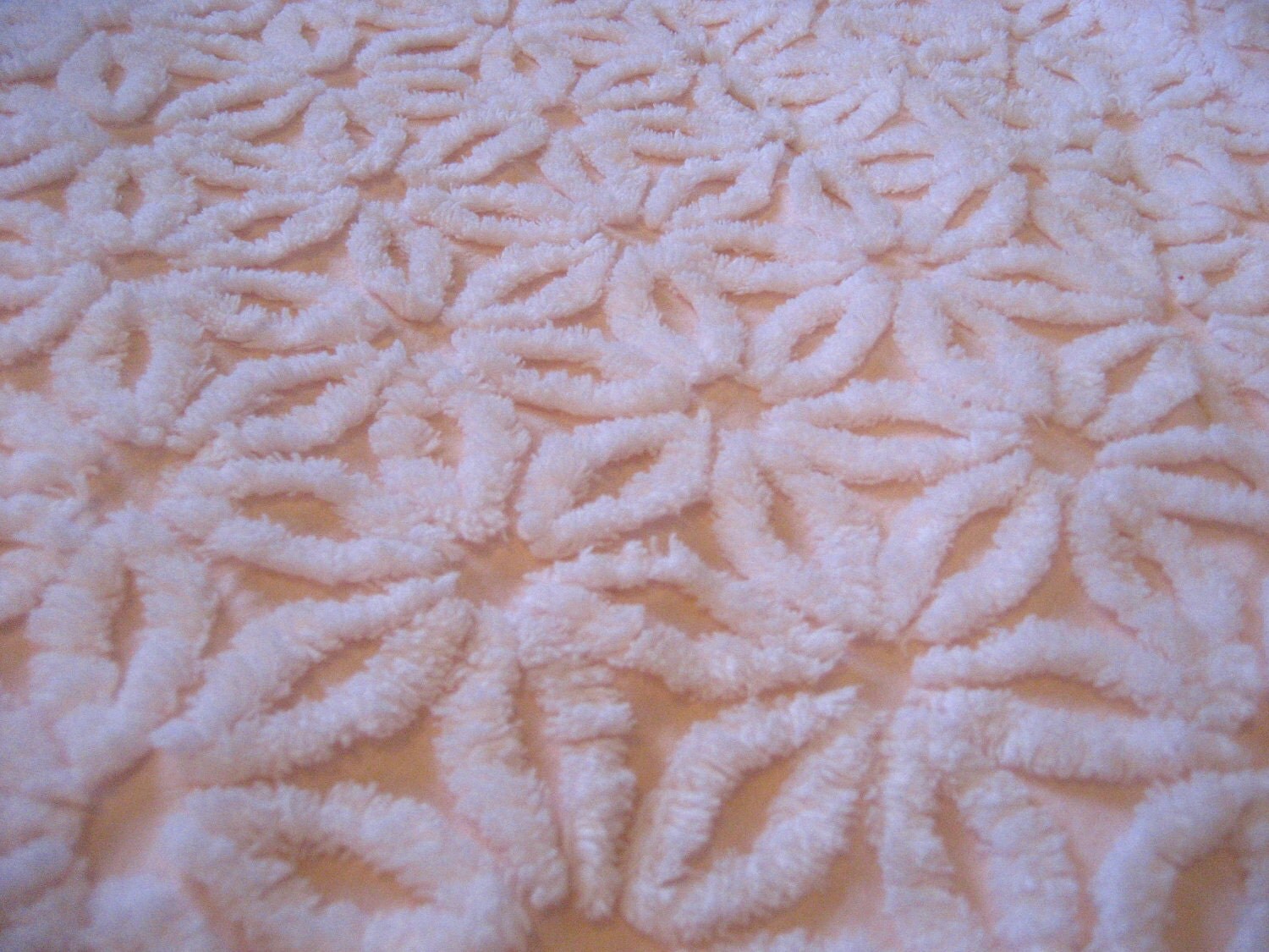 Vintage Chenille Bedspread Fabric Pink and White Hofmann Daisy