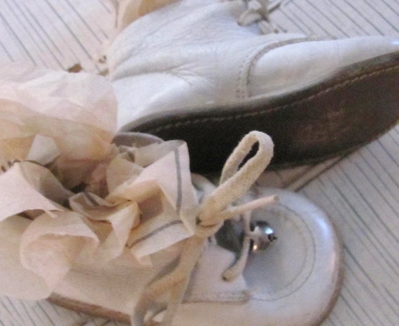 white hard bottom baby shoes