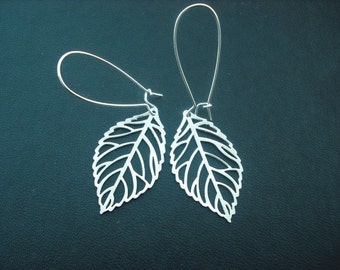 Bridesmaid Gift, Bridesmaid Earrings, Silver Skeleton Leaf Earrings
