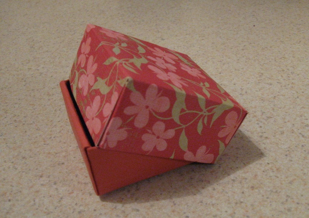 Origami jewelry box