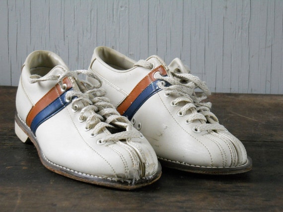 Vintage Striker Classic Men's Bowling Shoes by HazeyJaneVintage