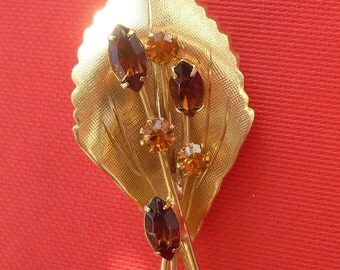 Vintage Golden leaf Italian brooch - Magnificent amber crystals - exquisite and dazzling- art.751-