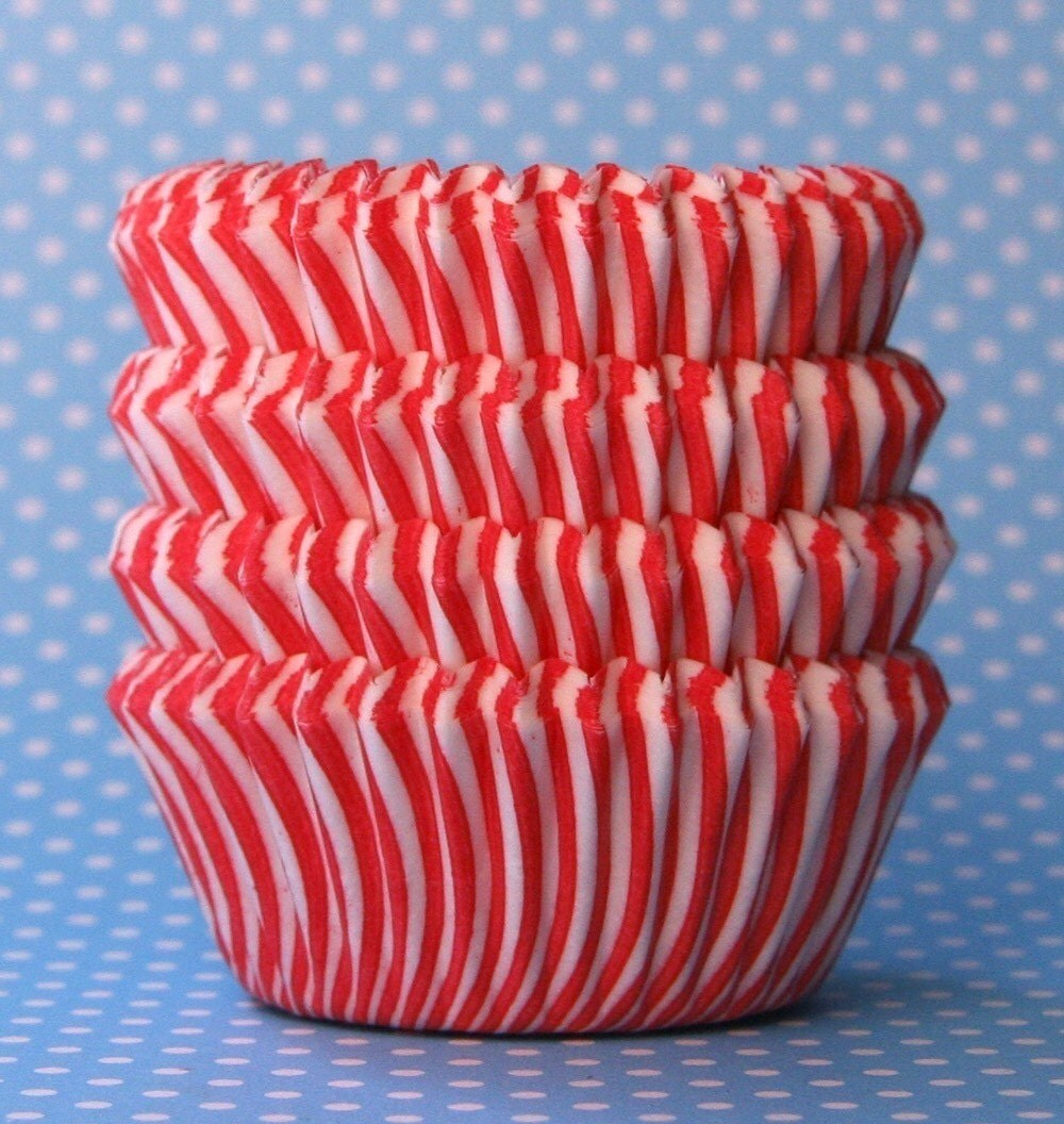 Striped Cupcake Liners. Regency Wraps Greaseproof Baking Cups, Red and