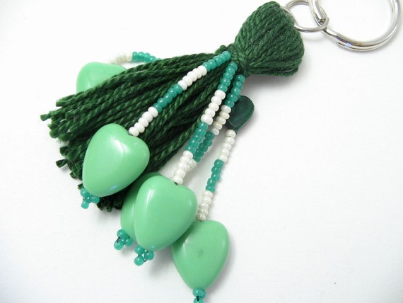 Luck o' the Irish Green Heart Beaded Tassel Keyring Luck o' the Irish Green Heart Beaded Tassel Keyring
