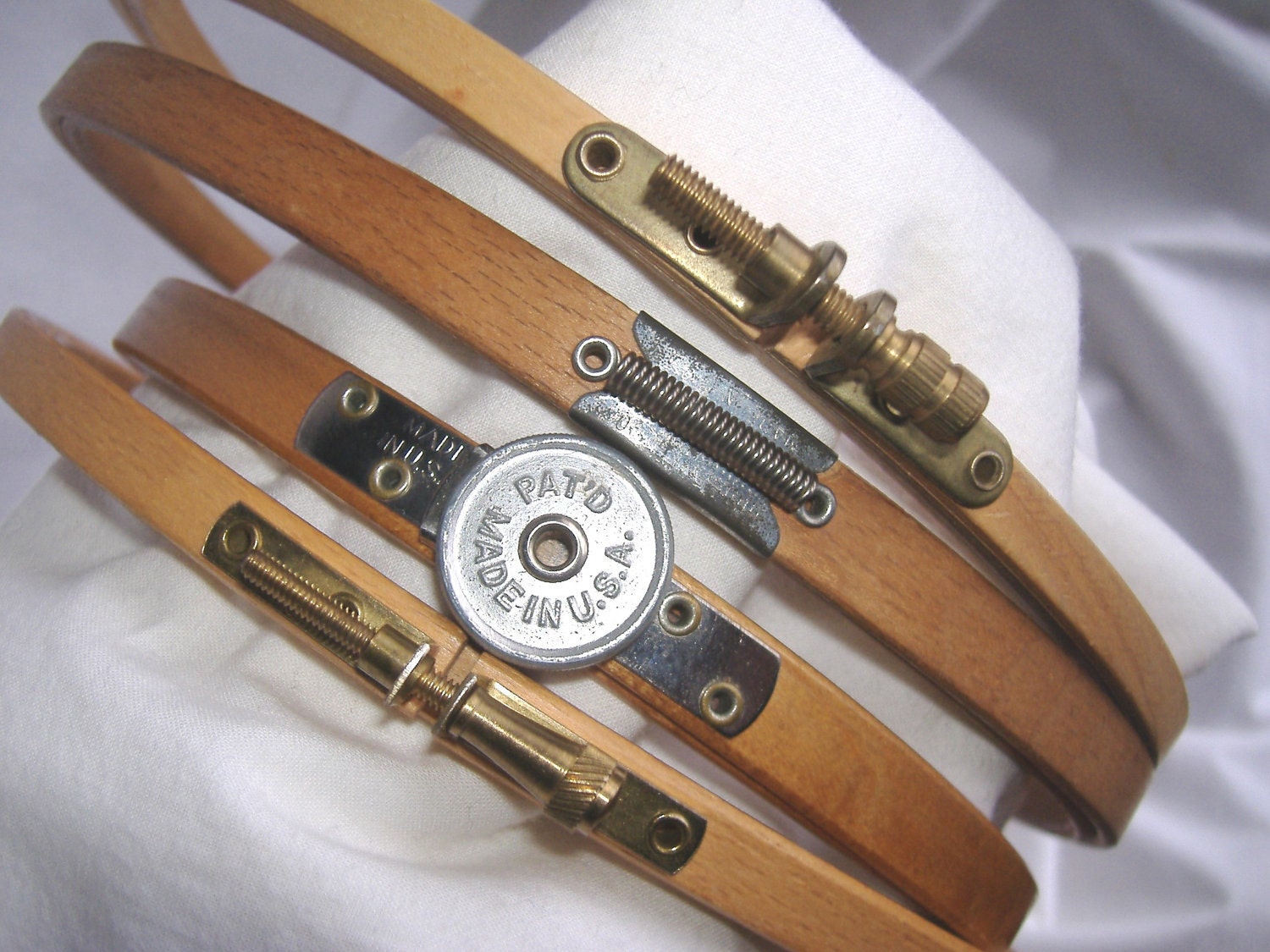 Vintage WOODEN EMBROIDERY HOOP Lot . . . Queen Holdtite