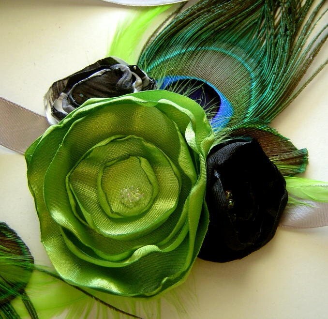 Peacock Corsage & Boutonniere Bridal Party Set by maggpieseye
