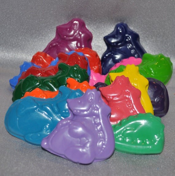 Recycled Crayons Dragon Shaped - Total of 15. Il_570xn