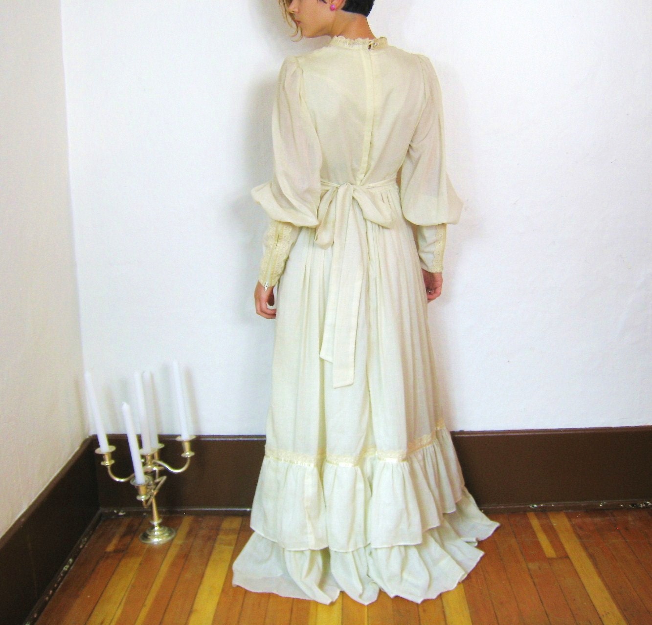 60s Boho Lace and Ruffles Cream Peasant Wedding Dress XS/S