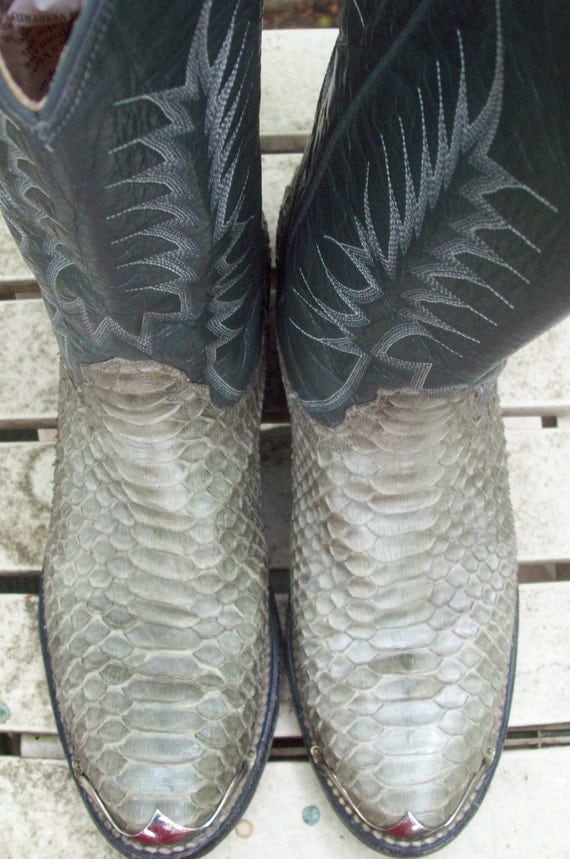 snakeskin boots size 8