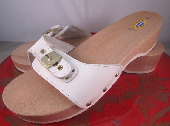 Vintage White Dr. Scholl's Wooden Exercise Sandals