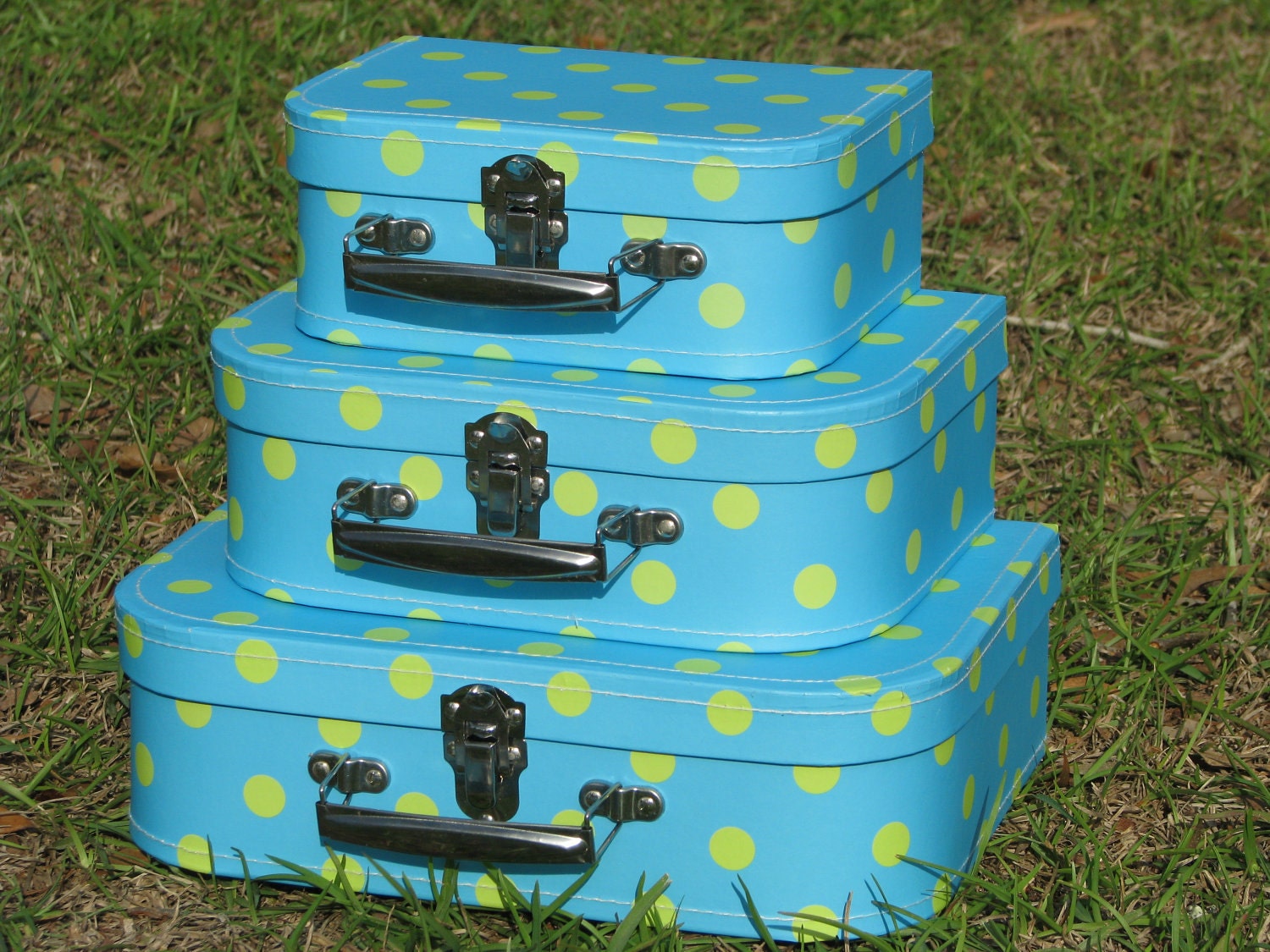 Set of 3 Nesting Mini Suitcases... Blue and Green Polka Dot...