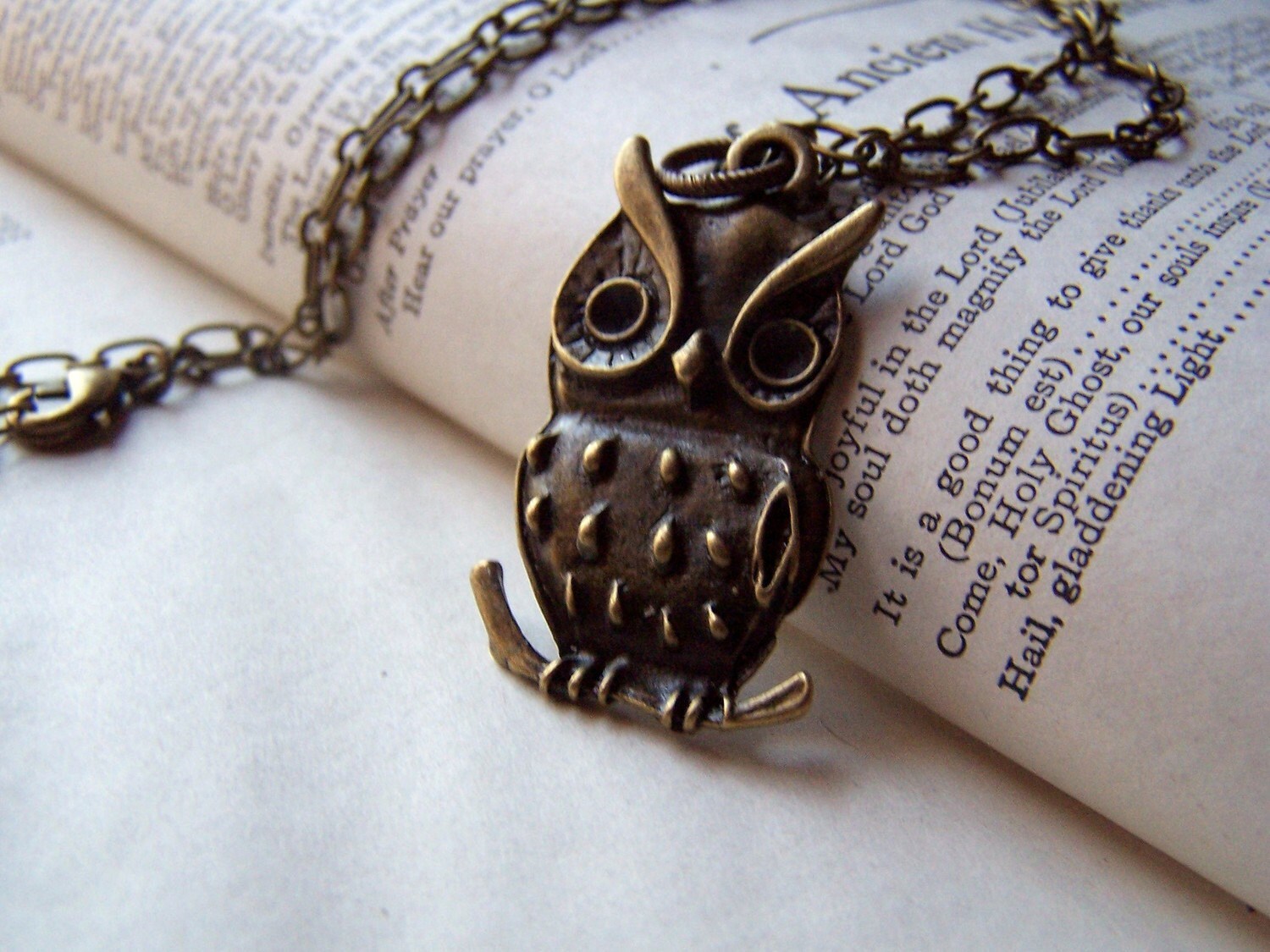 Owl Necklace Vintage Owl Jewelry Neo by stonehorsedesigns on Etsy