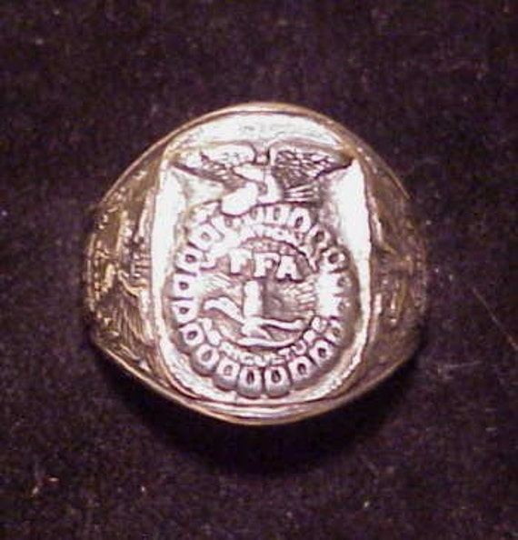 VINTAGE AGRICULTURE FFA STERLING SILVER MANS RING Free