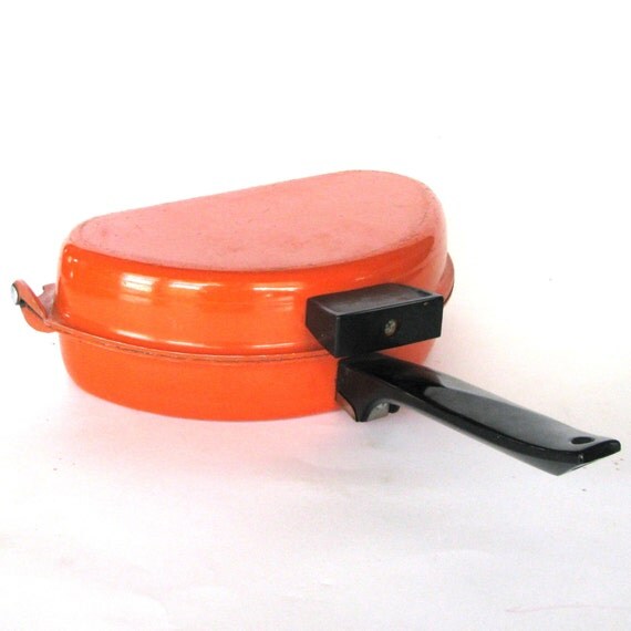 Vintage Omelet Pan