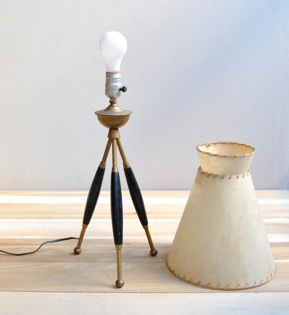 Mid Century Tripod Lamp