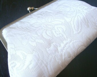 Elegant Ivory Bridal Purse Bag Wedding Clutch Bridesmaid Clutches Gift Bridal Shower