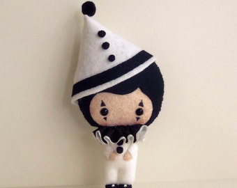 Pierrot the Clown pdf Pattern - Instant Download