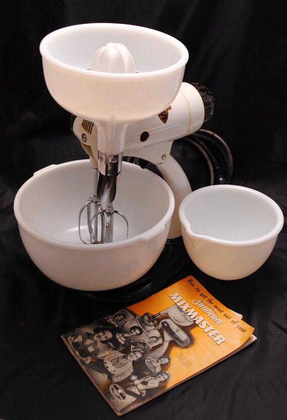 Electric Mixer Sunbeam Mixmaster 1940s