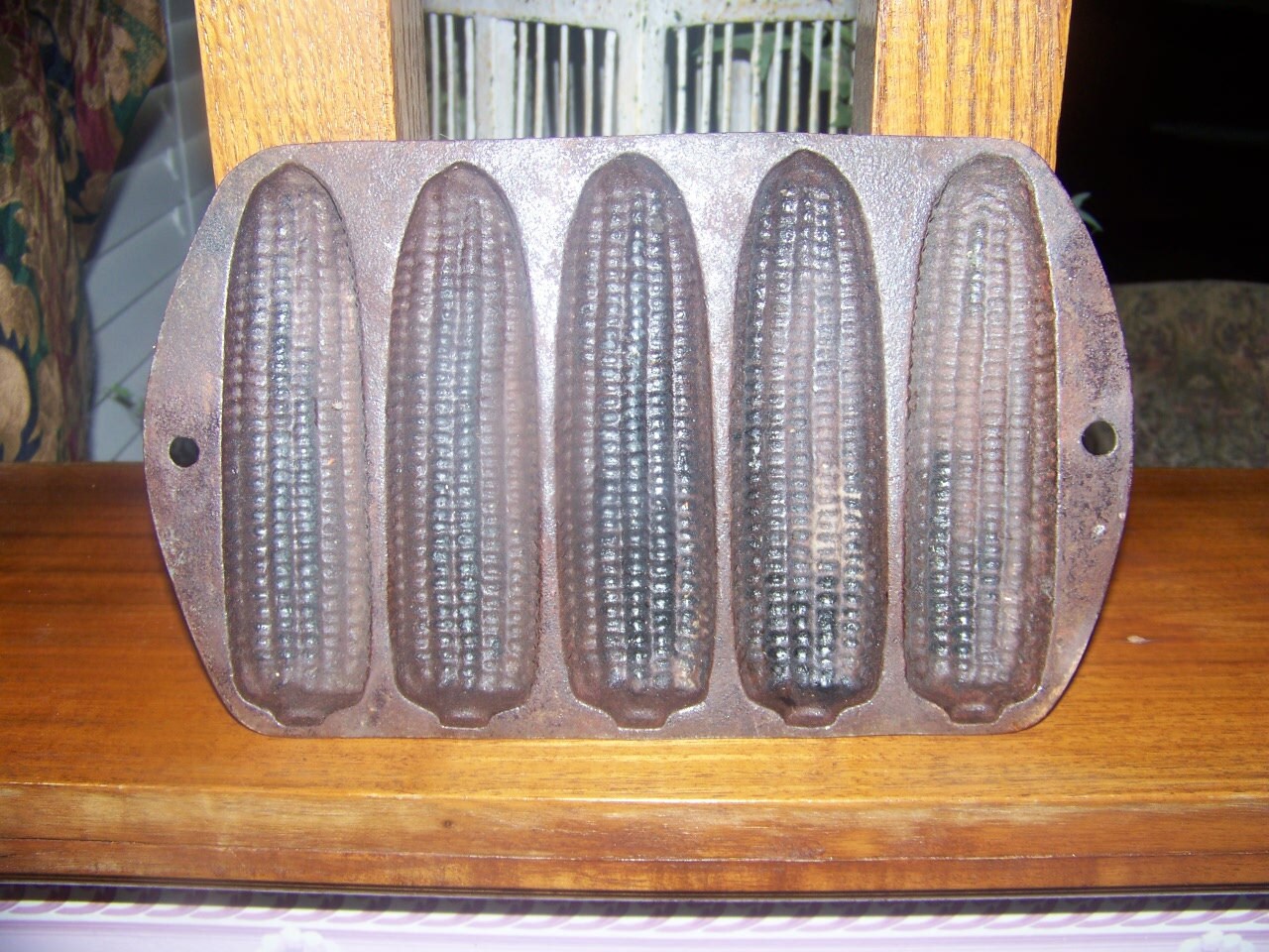 Antique Vintage Cast Iron Corn Bread Baking Pan